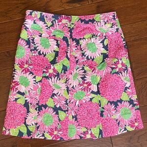 LILLY PULITZER floral lined skirt Size 8 Side zipper Excellent condition